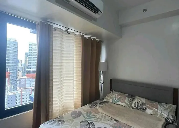 Air View Staycation アパートホテル マニラ市